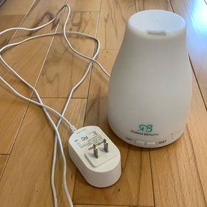 Radha Beauty Oil Diffuser